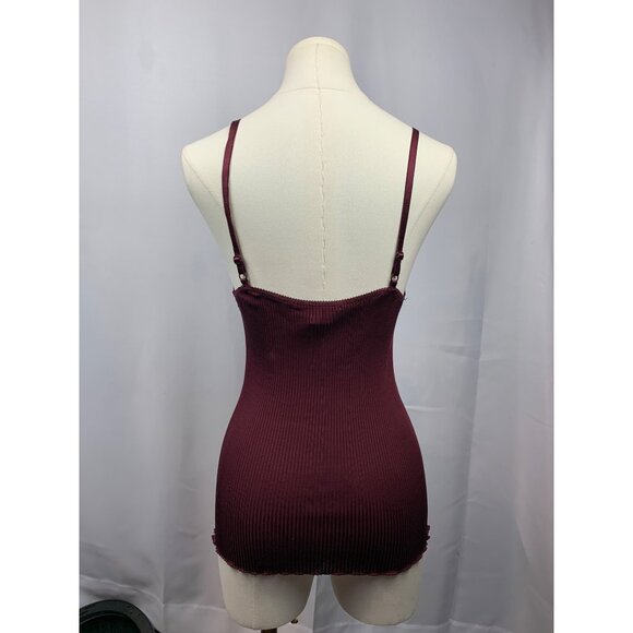 Women’s BCBG Maxazria Maroon Silk TankTop Size M/L - Picture 4 of 8